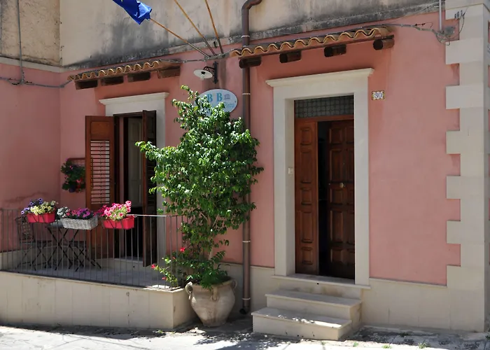 Bed and Breakfast Il Giardino Di Pietra Noto